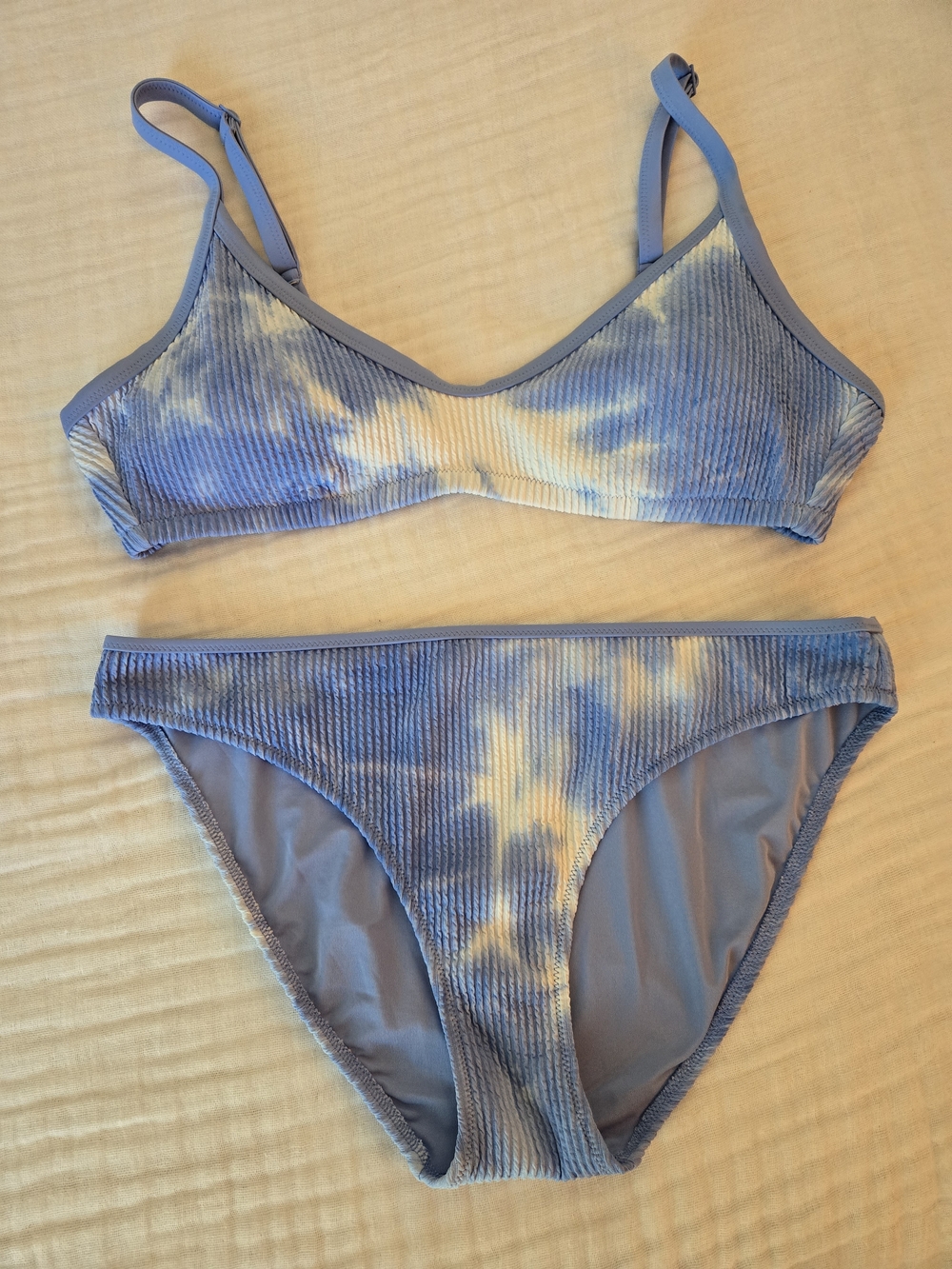 Aerie Neon Yellow & Blue Tye-Dye Bikinis-Set Of 2 (XL Tops/L Bottoms) - Picture 8 of 8